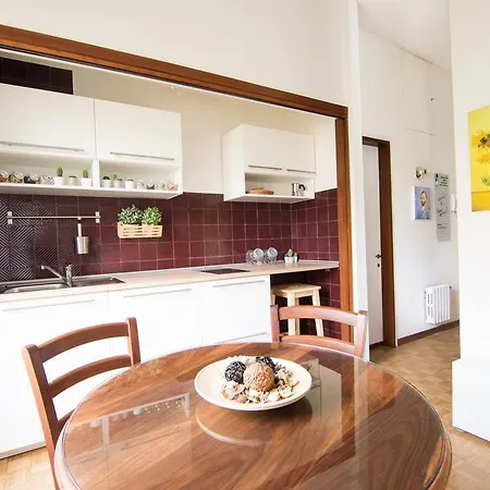 Vincent Apartment